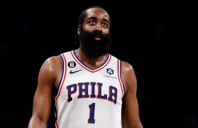 视频集锦：摩尔多瓦0-2意大利（全场集锦：意大利2-0客胜摩尔多瓦）